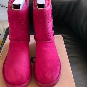 Ugg Classic Short Crystal diamond Swarovski raspberry color